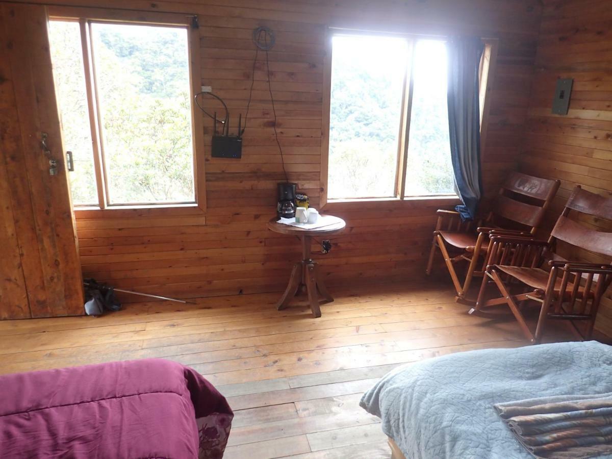 Quetzal Valley Cabins San Gerardo de Dota Luaran gambar